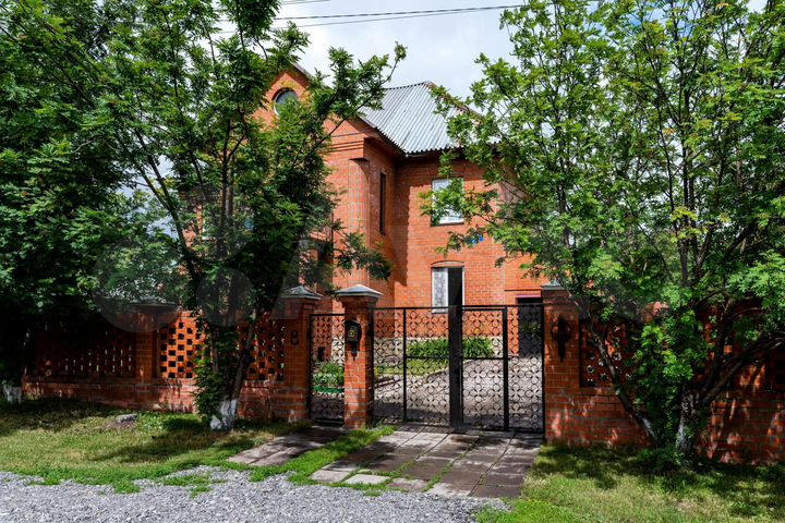 Коттедж 295,5 м² на участке 22,9 сот.