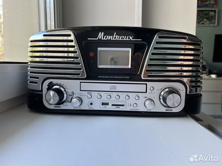 Проигрыватель Playbox Montreux на запчасти/ ремонт