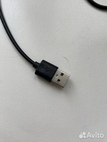 Кольцевая лампа настольная