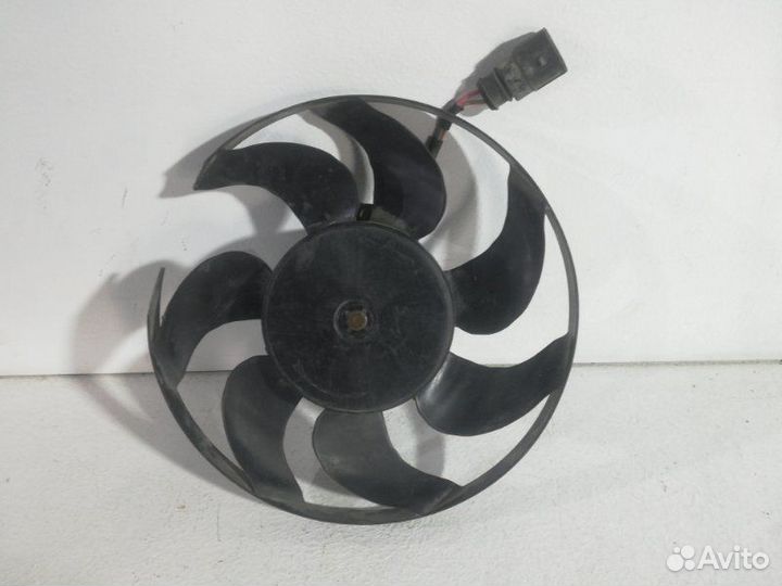 Диффузор вентилятора Skoda Octavia A5