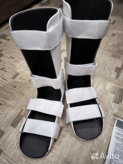 Тутор на голеностопный сустав жёсткий