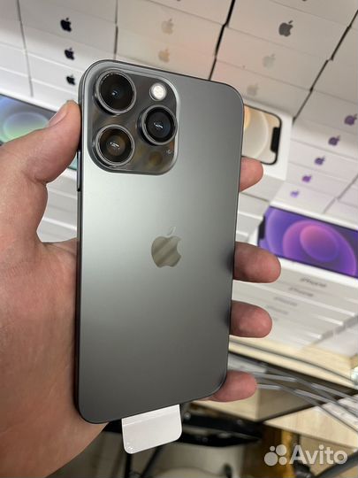 Телефон iPhone xr в корпусе 15 pro 128 gb