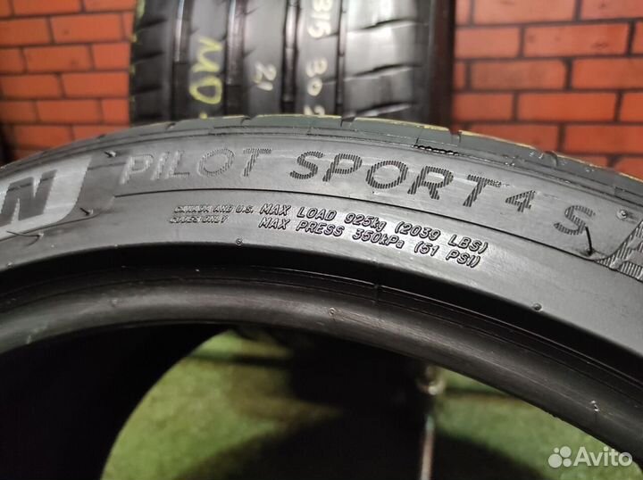 Michelin Pilot Sport 4 S 315/30 R21 105Y