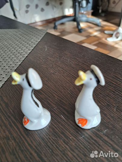 Фарфоровые статуэтки. Утенок Хайта