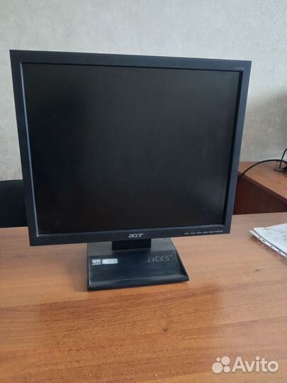 Монитор Acer V173, 17