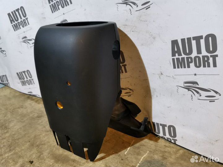 Кожух рулевой колонки Audi A8 4H