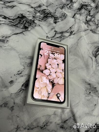 Телефон iPhone x