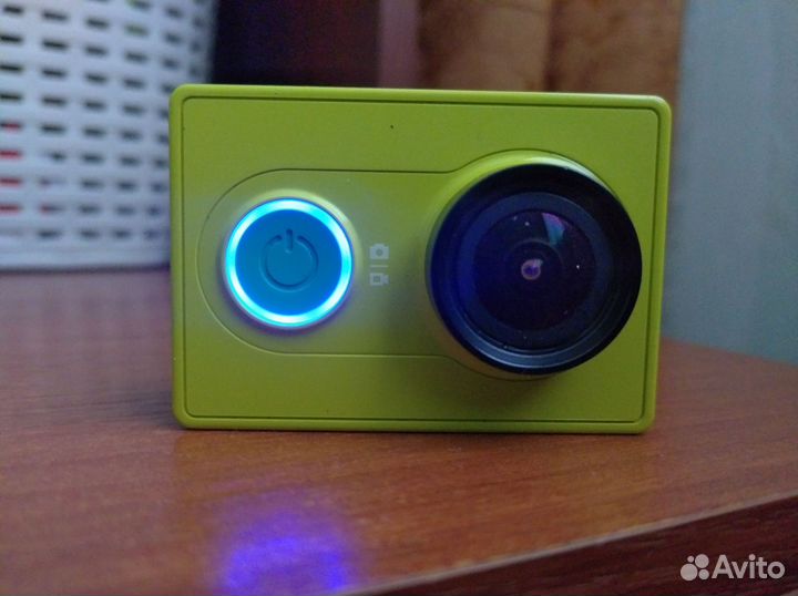 Экшн камера xiaomi yi