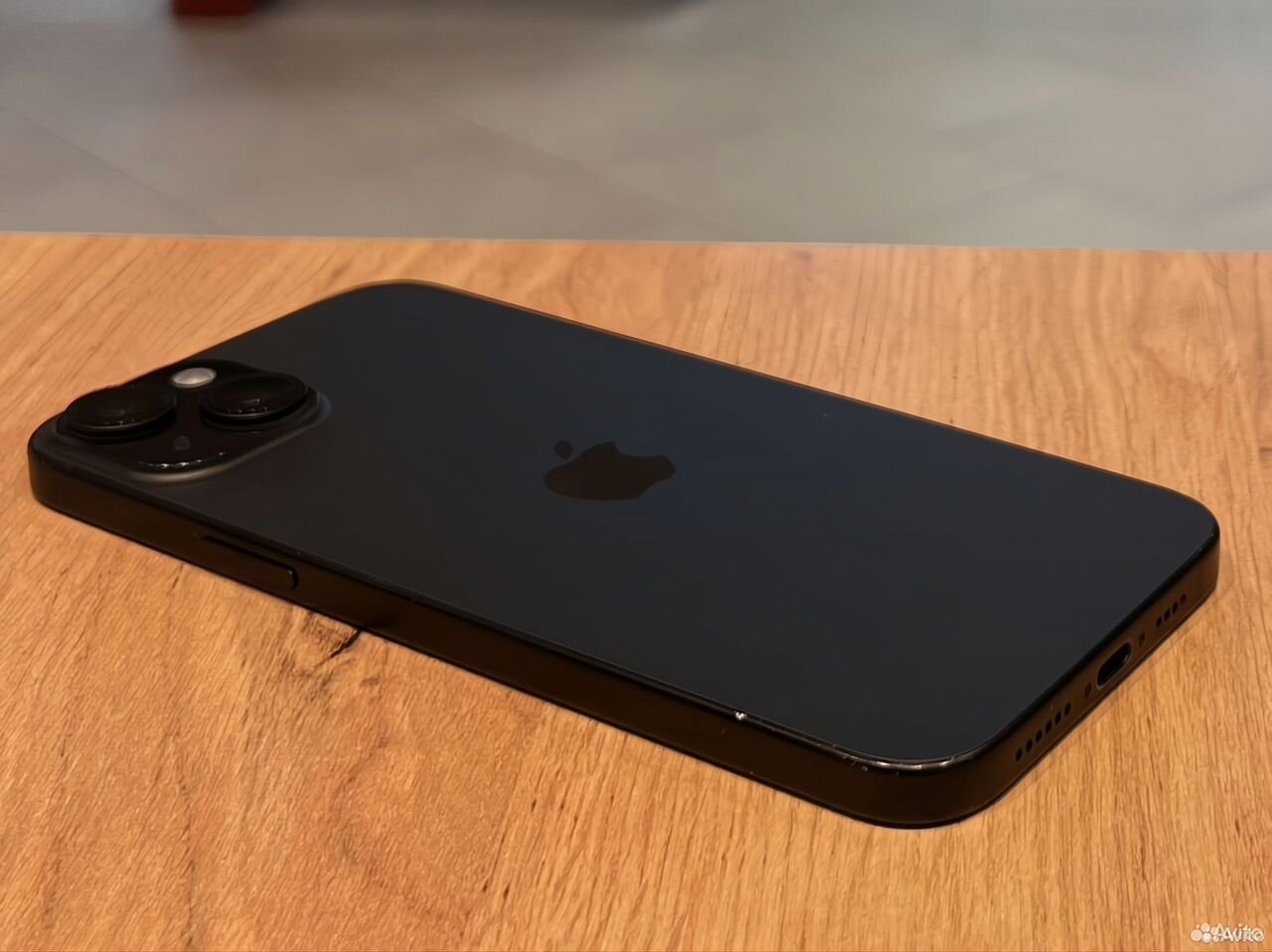 iPhone 15, 256 ГБ, SIM + eSIM