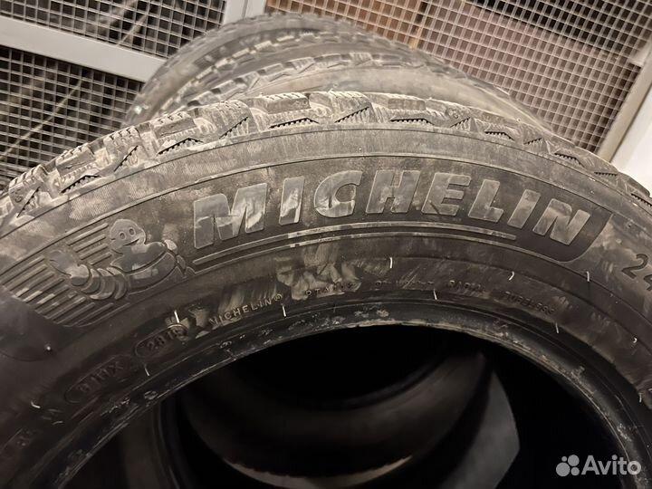 Michelin X-Ice North 4 SUV 245/60 R18 105T