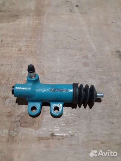 Цилиндр сцепления рабочий на Хино 300