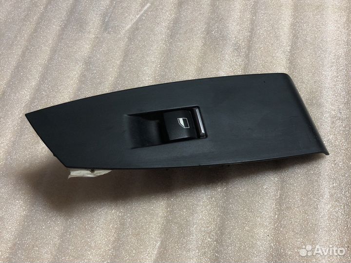 Кнопка стеклоподъемника BMW 5 F07