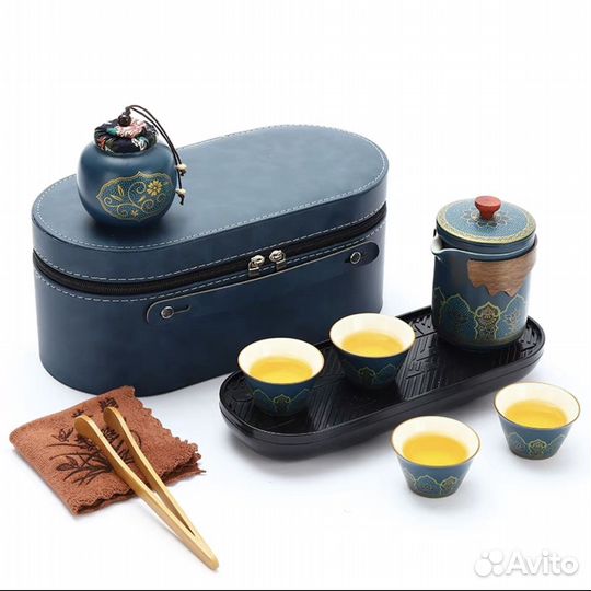Набор для чайной церемонии на 4 персоны в кейсе