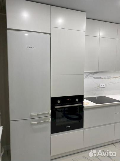 Кухня белая Угловая под ключ