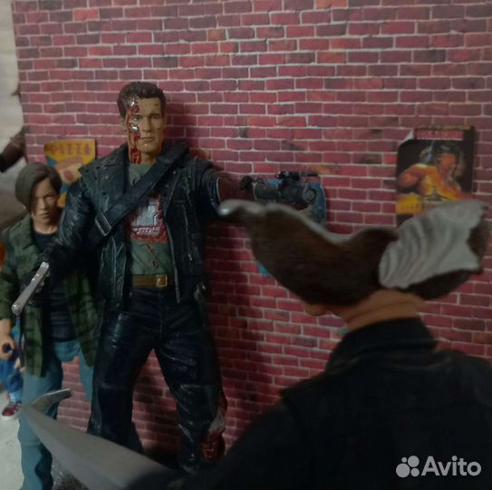 Фигурка терминатор