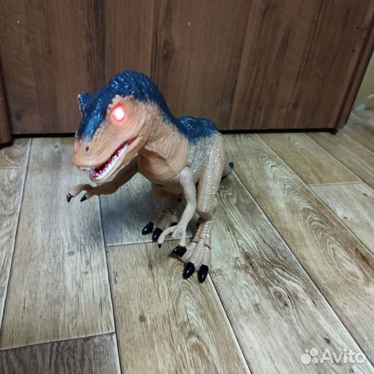 Динозавры jurassic world