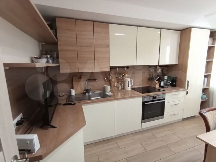 2-к. квартира, 50 м², 10/12 эт.