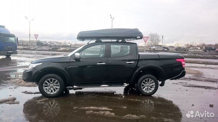 Силовой бампер задний Митсубиси L200 V черный