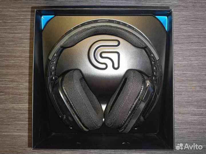 Игровая гарнитура Logitech G933 Artemis Spectrum