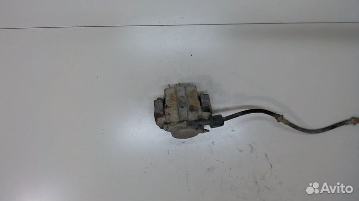 Суппорт Suzuki Grand Vitara, 2002