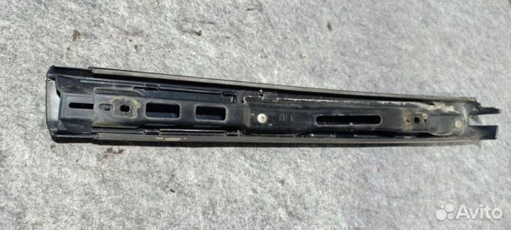 Рейлинг на крышу задний правый Honda Cr-V 3 R20A2