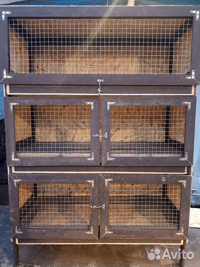 Гнезда для кур с яйцесборником