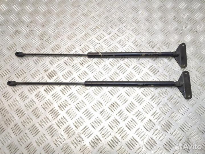 Амортизатор крышки багажника Mercedes-Benz M-Класс