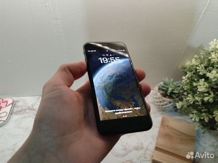 iPhone SE (2022), 128 ГБ