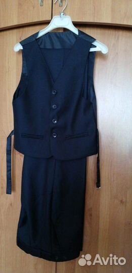 Школьный костюм