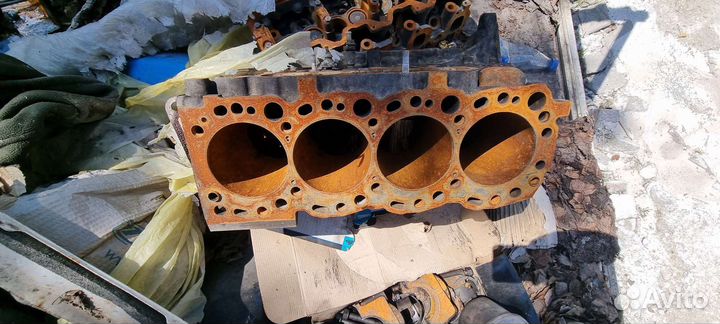Блок двигателя 5L toyota