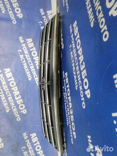 Решетка радиатора Kia Magentis седан 2005