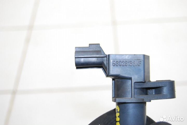 Катушка зажигания Jeep Liberty KJ 3.7 EKG