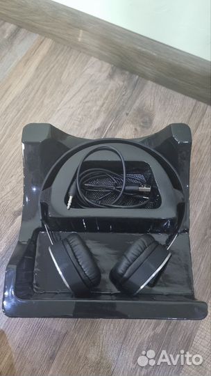 Беспроводные наушники новые