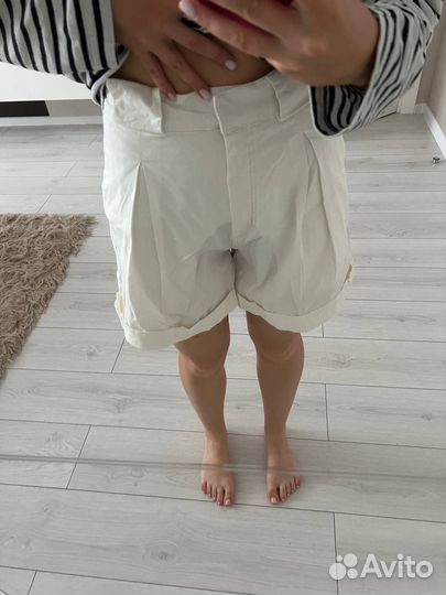 Шорты женские белые новые