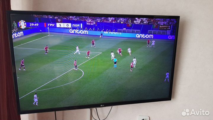 Телевизор LG 43 дюйма