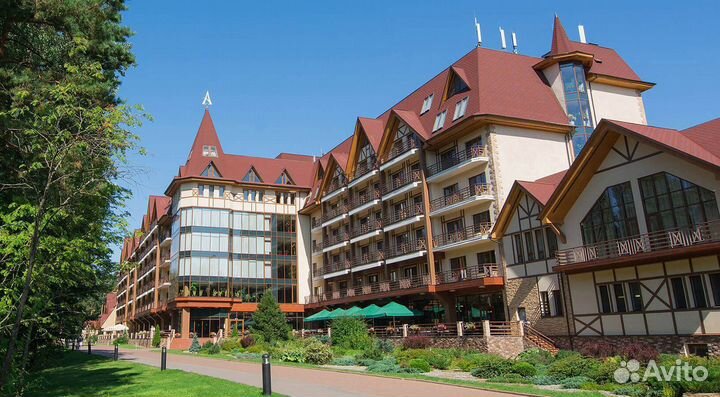 Повар в парк-отель с проживанием и питанием