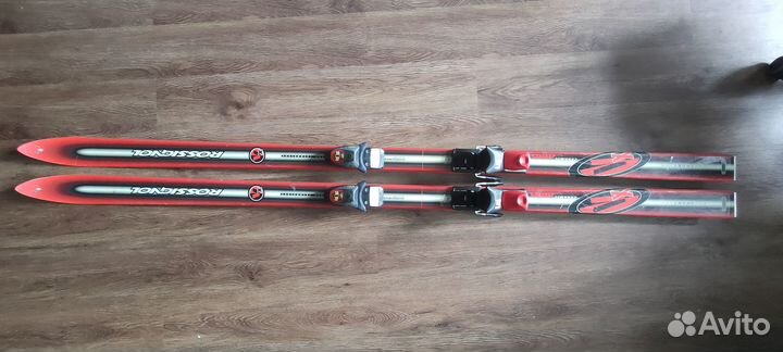 Продам горные лыжи
