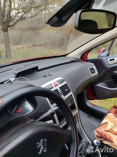 Peugeot 307 1.6 МТ, 2007, 250 000 км