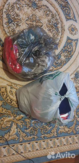 Подарок 2 пачки одежды