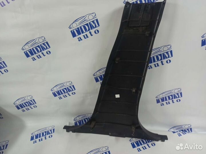 Накладка центральной стойки салона Ниссан Алтима L