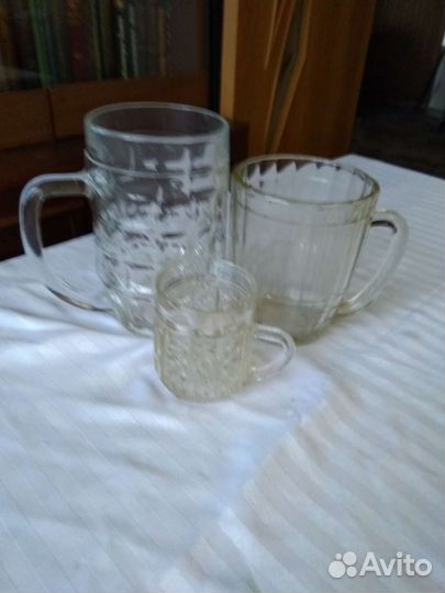 Пивные кружки и бокалы