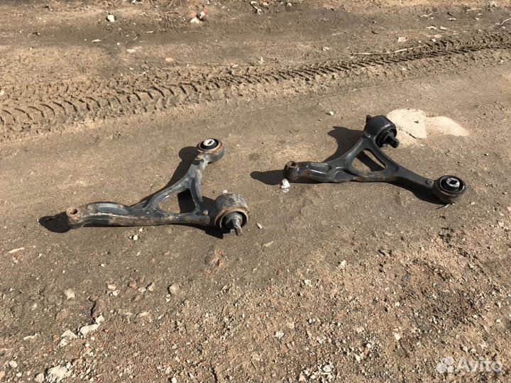 Volvo XC90 передний рычаг правый левый