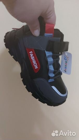 Кроссовки для мальчика