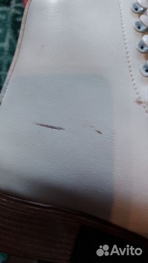 Коньки фигурные женские 40 размер