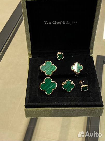 Серьги пусеты van cleef