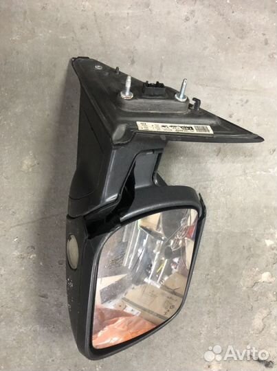 Зеркало ford explorer 5 2012г/в