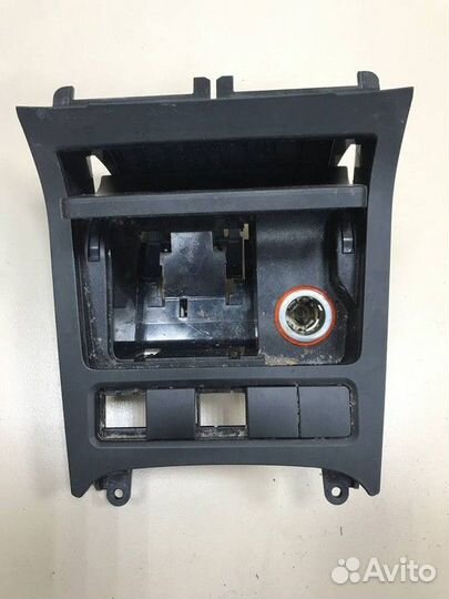 Пепельница передняя в сборе Volkswagen Golf