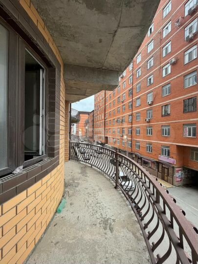 2-к. квартира, 100 м², 10/13 эт.