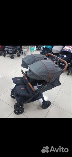 Коляска для двойни или погодок