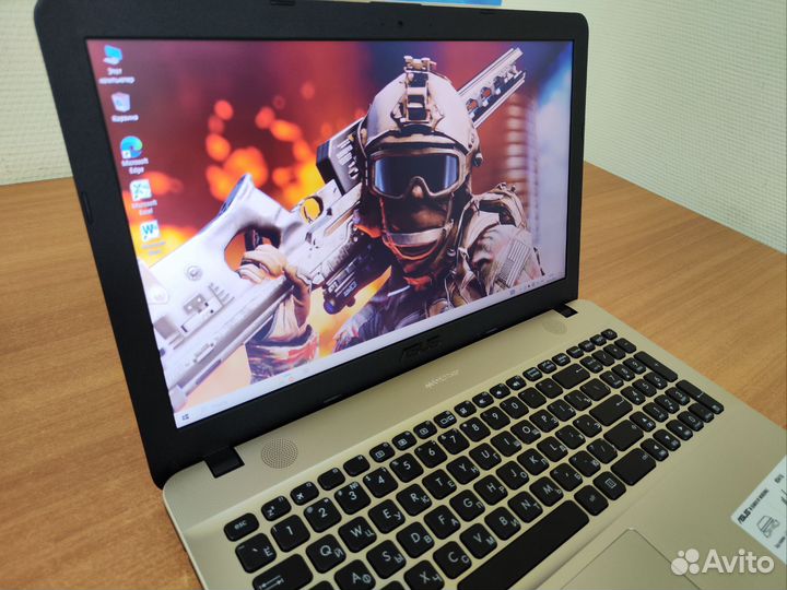 Свежий игровой ноутбук Asus / как новый